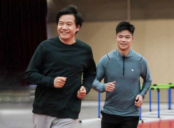 福盈策略 雷军的跑步哲学：早起跑步，你会觉得人生多了几个小时！